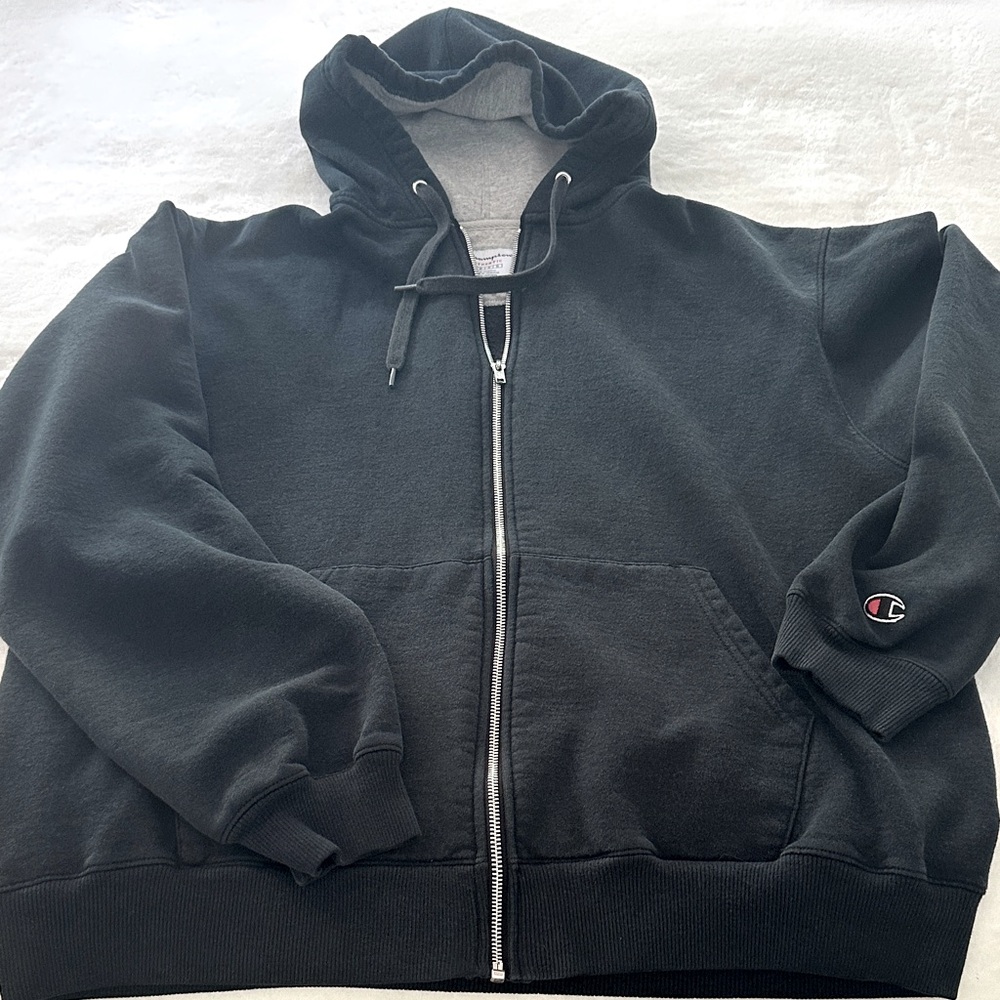 Champion Unisex Black zip-up hoodie size large 
25.12.08